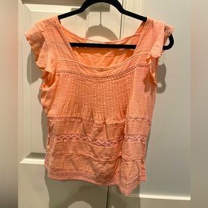 Lucky Brand coral top with crocheted detail. Size M.